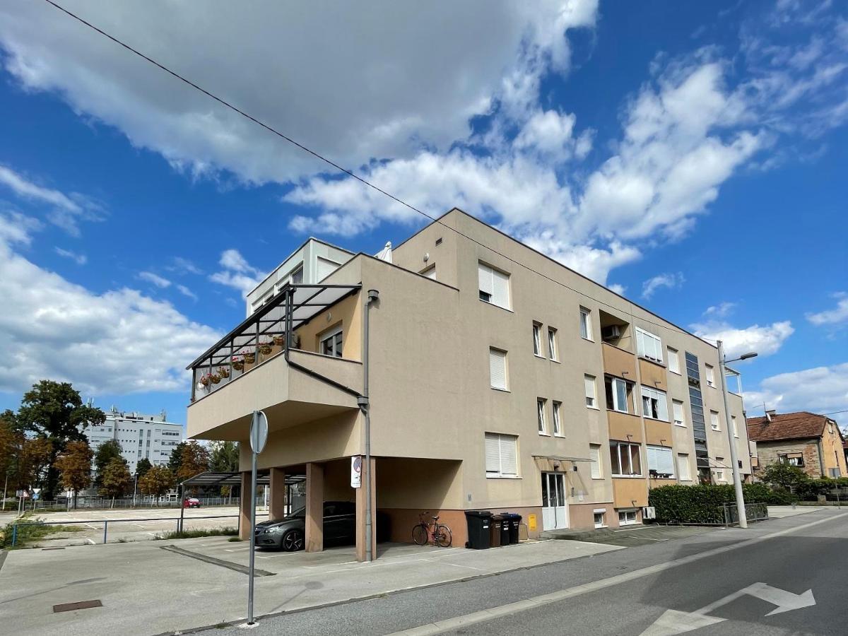 Lipa Apartment Zagreb Exterior photo